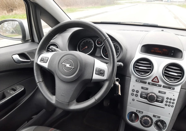 Opel Corsa cena 18500 przebieg: 118300, rok produkcji 2012 z Bodzentyn małe 301